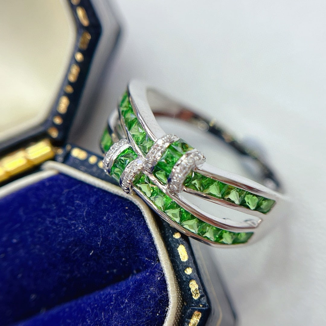 14k Gold 1.50 Ct Natural Tsavorite & Diamond Ring - 5