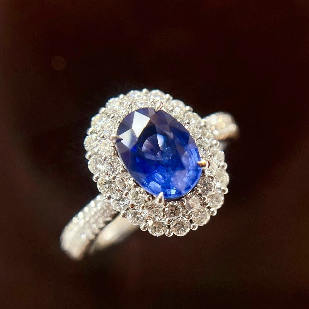 14k Gold 2.33 Ctw Vivid Blue Natural Sapphire & Diamond Ring - 2