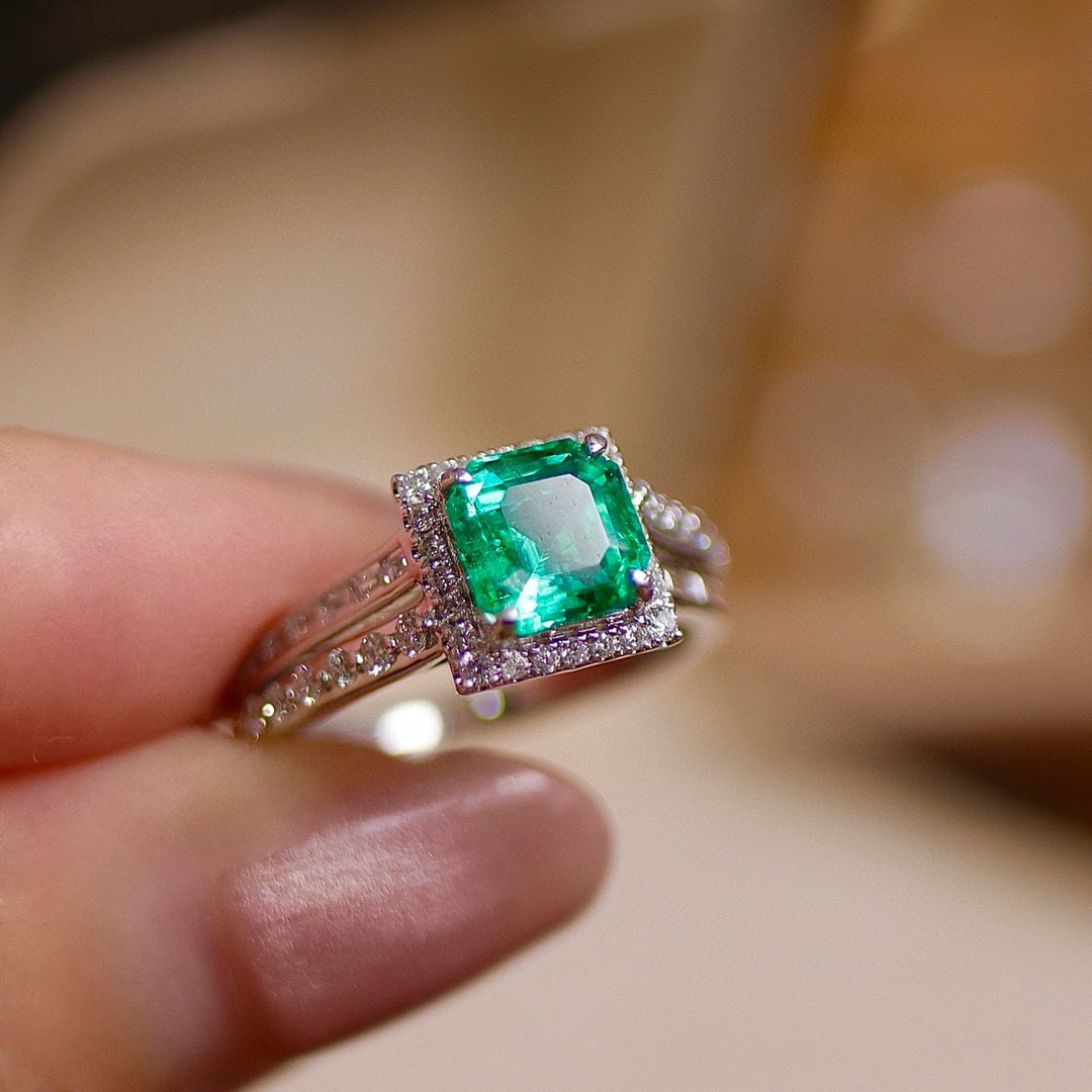 14k Gold 1.78 Ctw Natural Emerald & Diamond Ring - 3