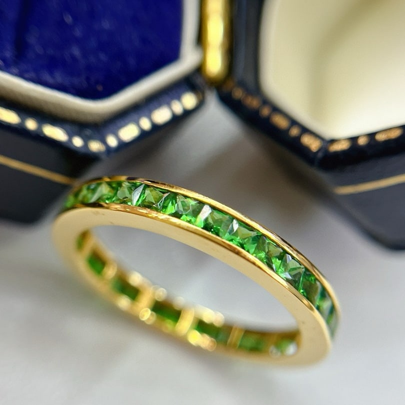 14k Gold 2.20 Ct Natural Tsavorite Ring (1 of 7)