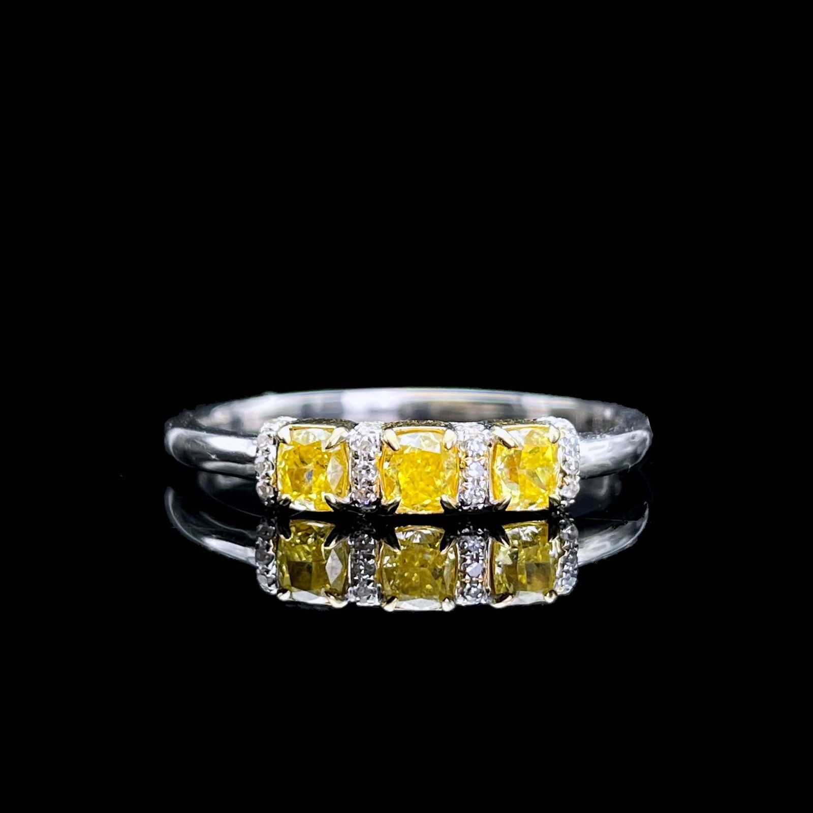 14k Gold 0.51 Ctw Natural Yellow Diamond & Diamond Ring: Ref:230943067 // gold content:14k gold // ring size:7. 25us // // main gemstone:yellow diamond // shape:cushion // carat weight:0. 44ct // color:yellow // treatment:natural // // adjacent gemstone