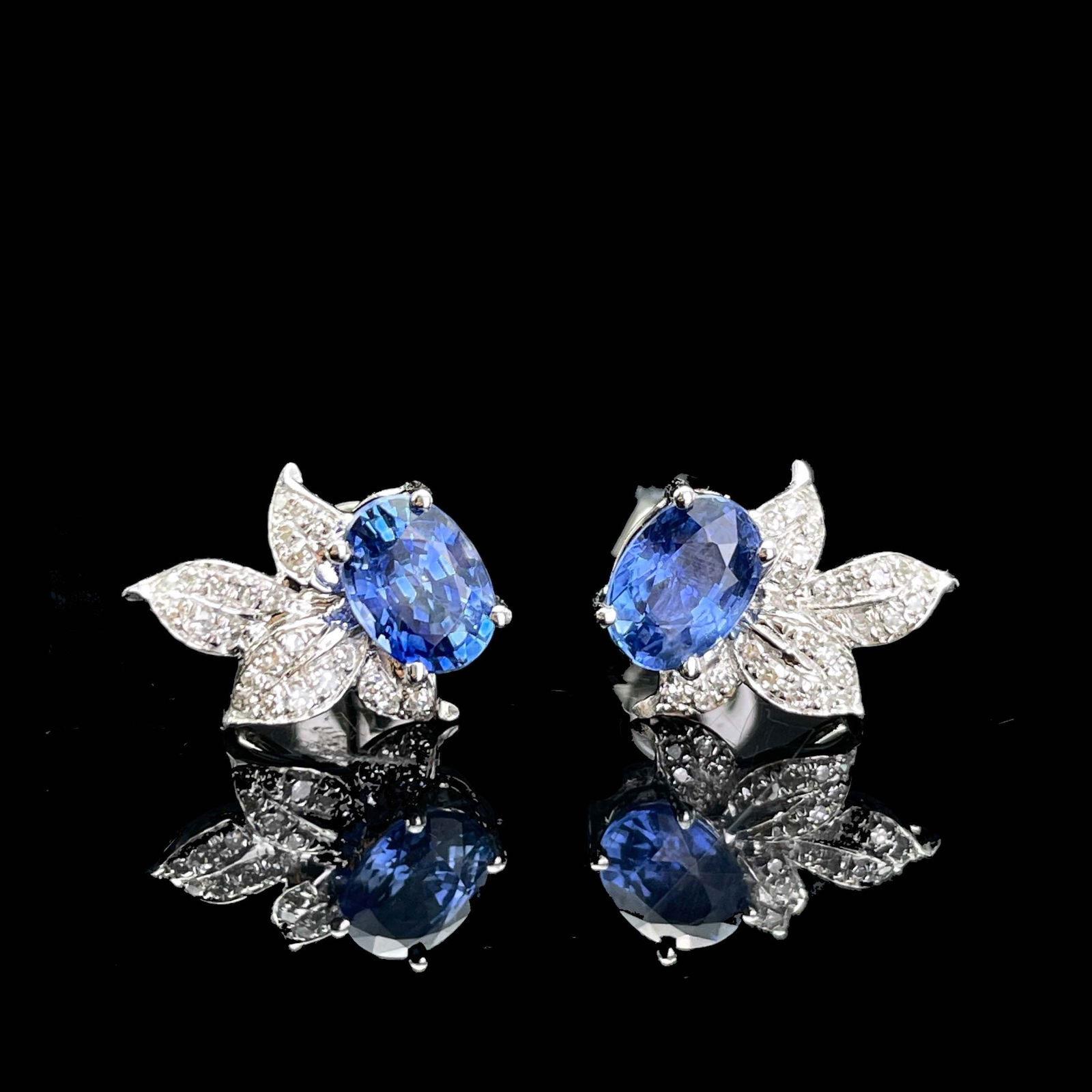14k Gold 1.35 Ctw Natural Sapphire & Diamond Earrings - 5