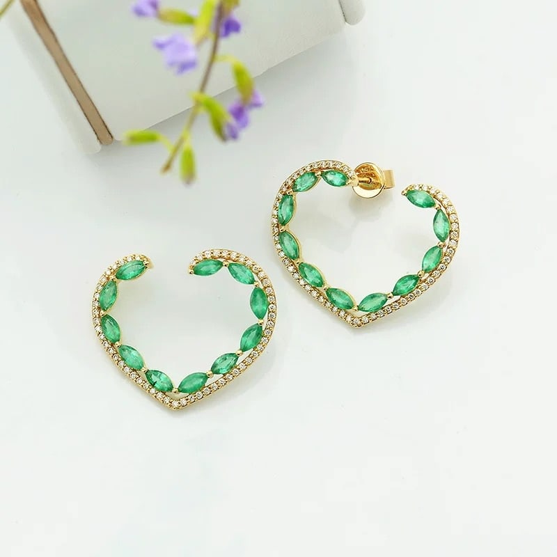 14k Gold 3.61 Ctw Natural Emerald & Diamond Earrings: Ref:230944012 // gold content:14k gold // main gemstone:emerald // shape:marquise // carat weight:3. 09ct // color:green // treatment:natural // // adjacent gemstone 2 : diamond // shape:round // cara