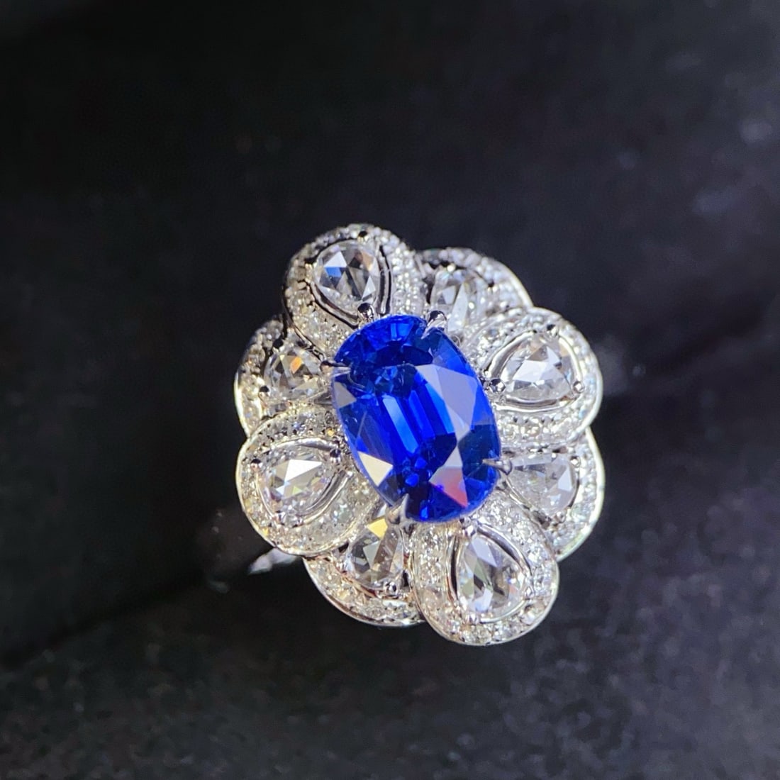 14k Gold 2.69 Ctw Vivid Blue Natural Sapphire & Diamond Ring - 2