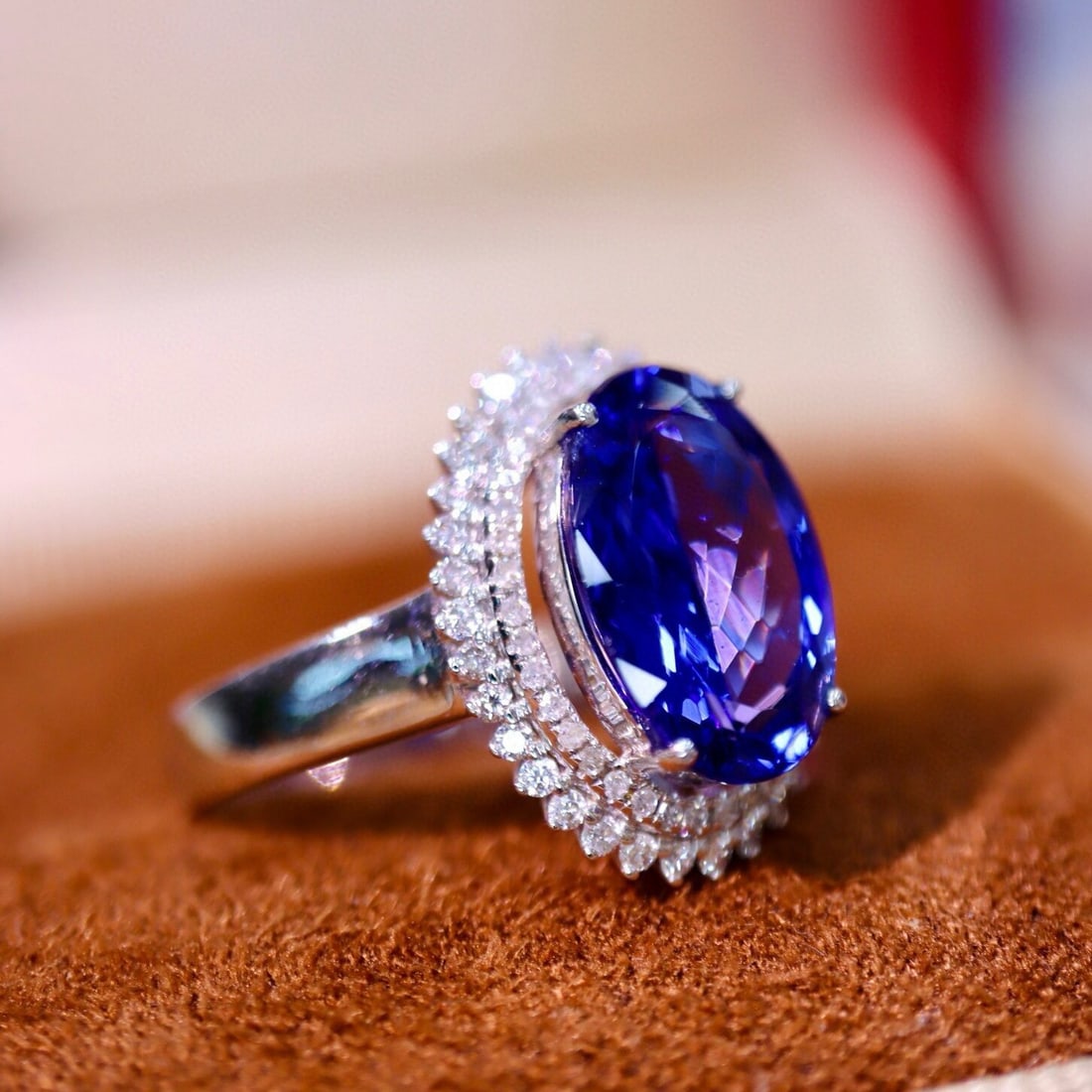 14k Gold 3.53 Ctw Natural Tanzanite & Diamond Ring - 2