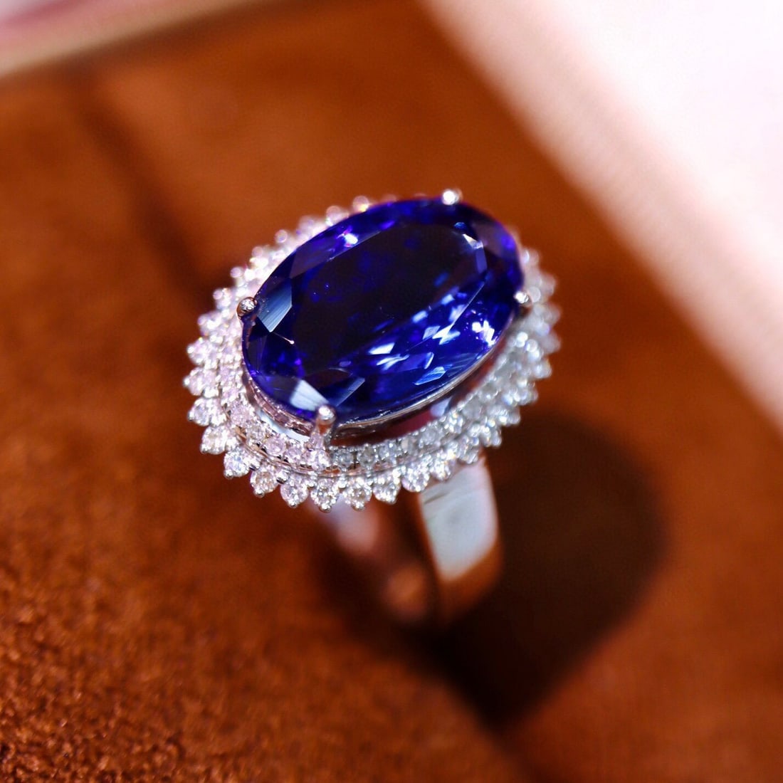 14k Gold 3.53 Ctw Natural Tanzanite & Diamond Ring - 5