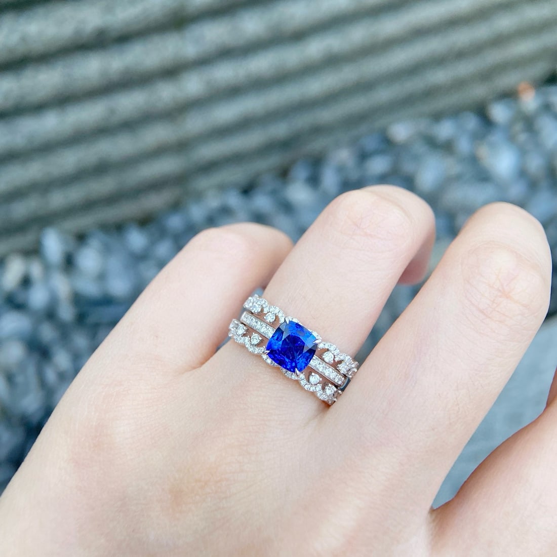 14k Gold 2.16 Ctw Natural Sapphire & Diamond Ring - 4