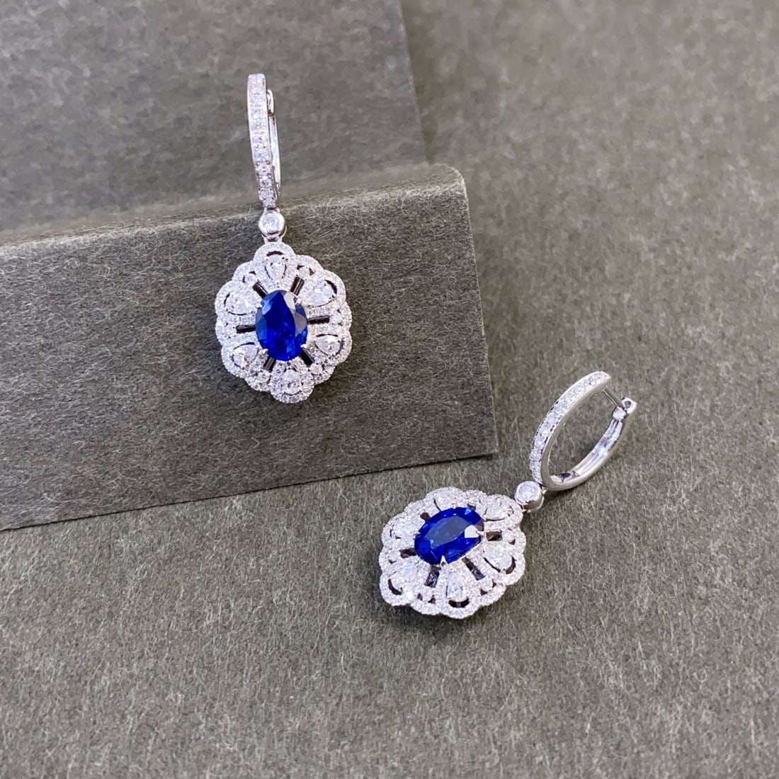 14k Gold 2.85 Ctw Natural Sapphire & Diamond Earrings - 6