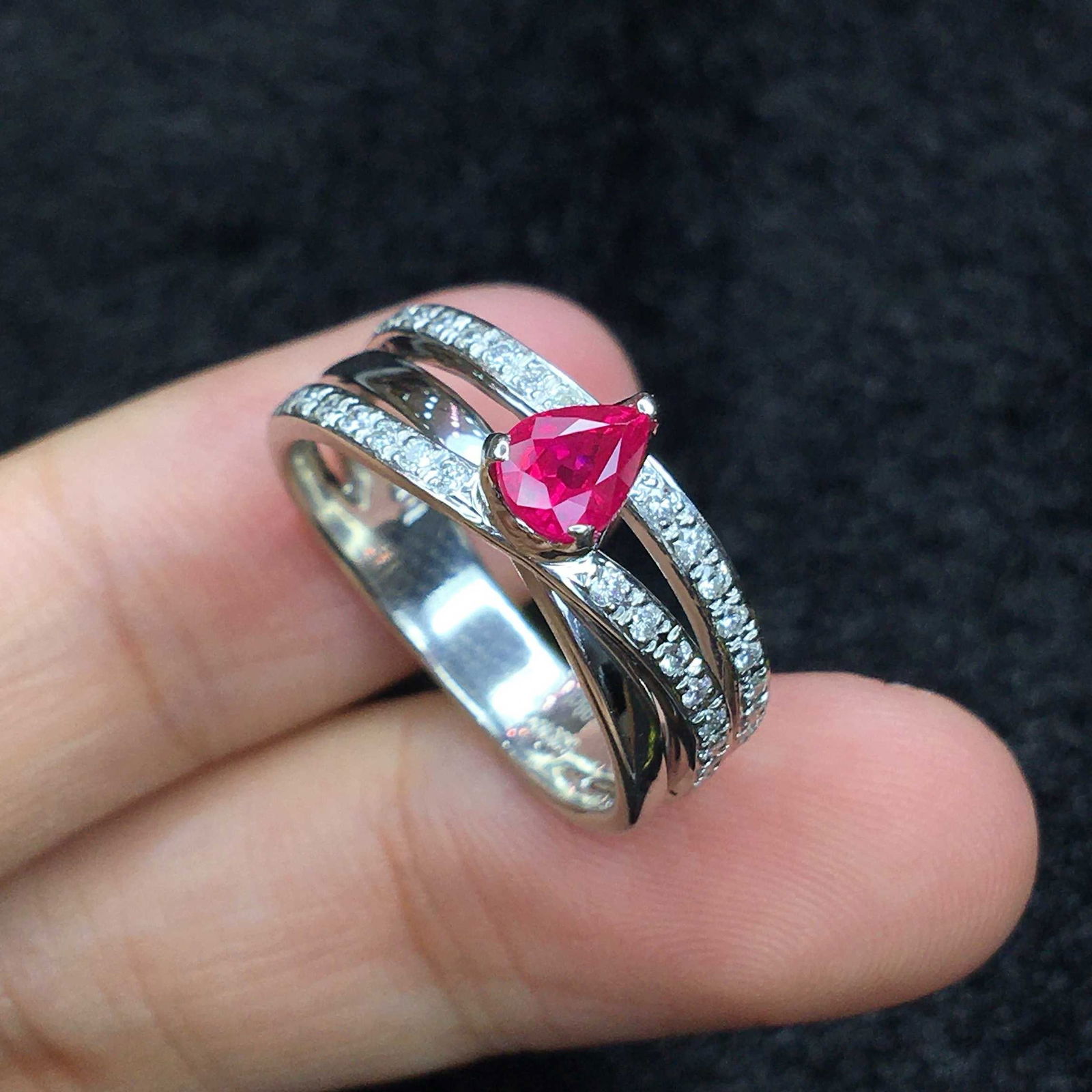 14k Gold 1.46 Ctw Natural Ruby & Diamond Ring - 3