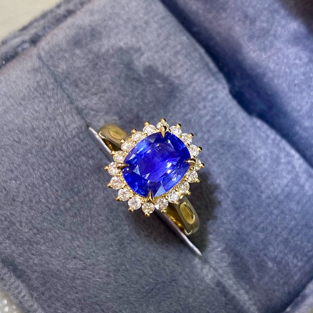 14k Gold 2.84 Ctw Natural Sapphire & Diamond Ring - 3