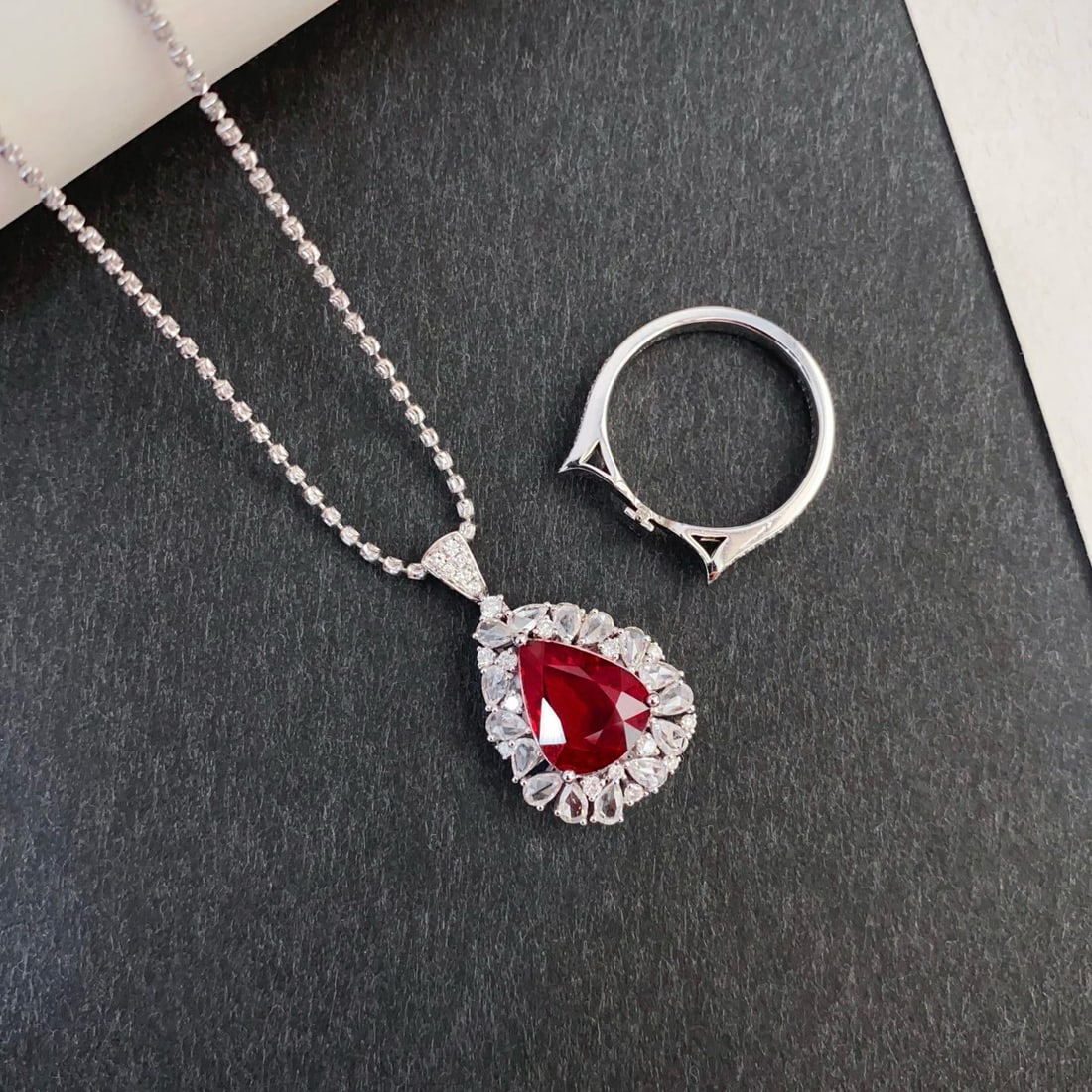 14k Gold 5.69 Ctw Vivid Red Natural Tourmaline & Diamond Ring/pendant( Without Chain ) - 5