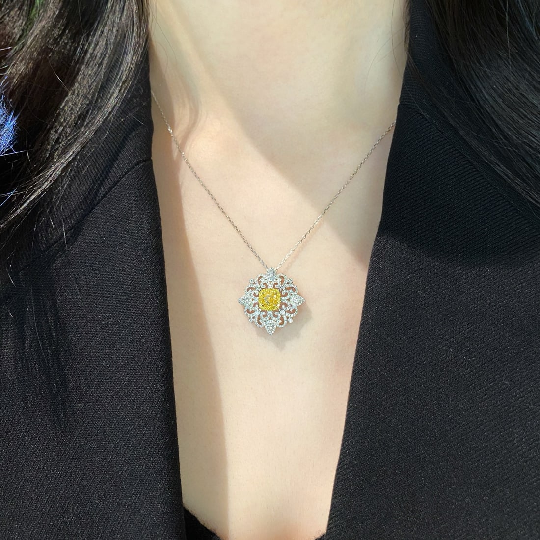 14k Gold 1.09 Ctw Natural Yellow Diamond & Diamond Necklace - 5