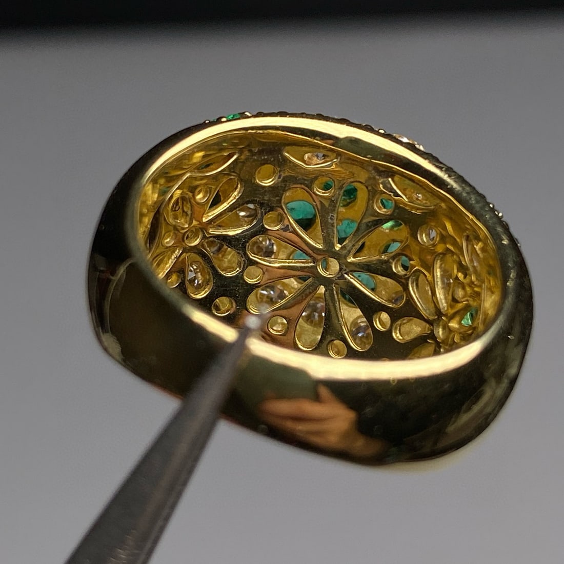 14k Gold 3.86 Ctw Natural Emerald & Diamond Ring - 6