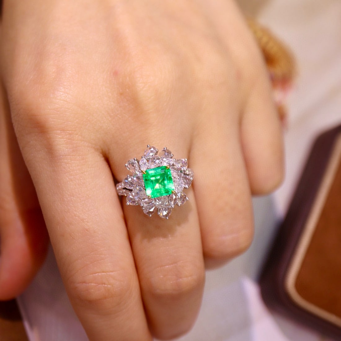 14k Gold 3.01 Ctw Natural Emerald & Diamond Ring - 6