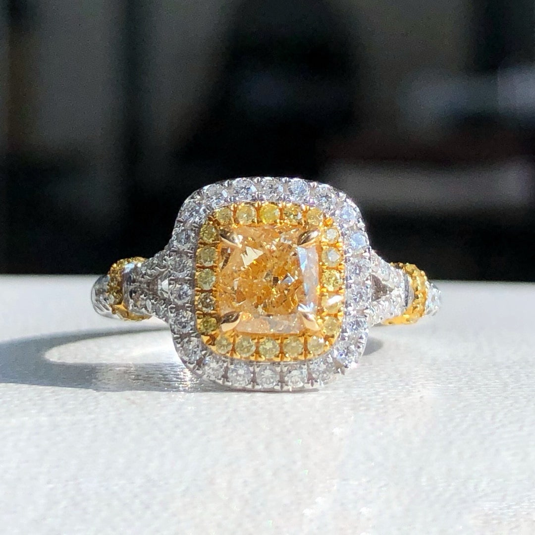 14k Gold 1.39 Ctw Natural Yellow Diamond & Diamond Ring (1 of 7)