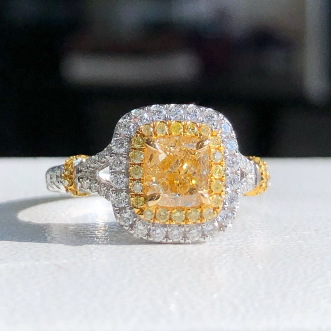 14k Gold 1.39 Ctw Natural Yellow Diamond & Diamond Ring - 3