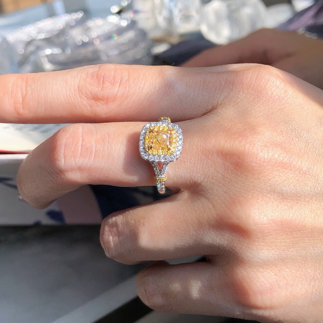 14k Gold 1.39 Ctw Natural Yellow Diamond & Diamond Ring - 6