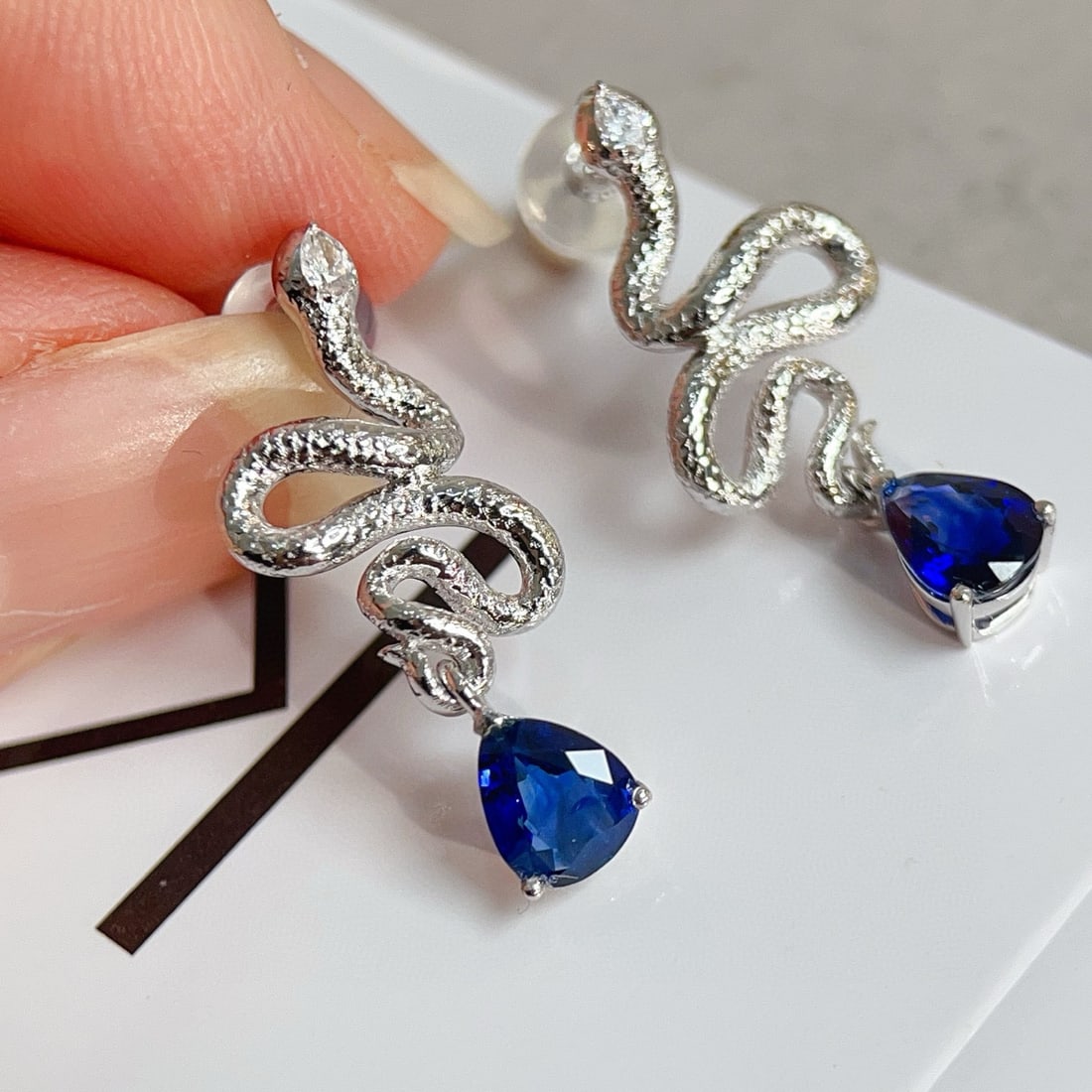 14k Gold 1.25 Ctw Natural Sapphire & Diamond Earrings - 5