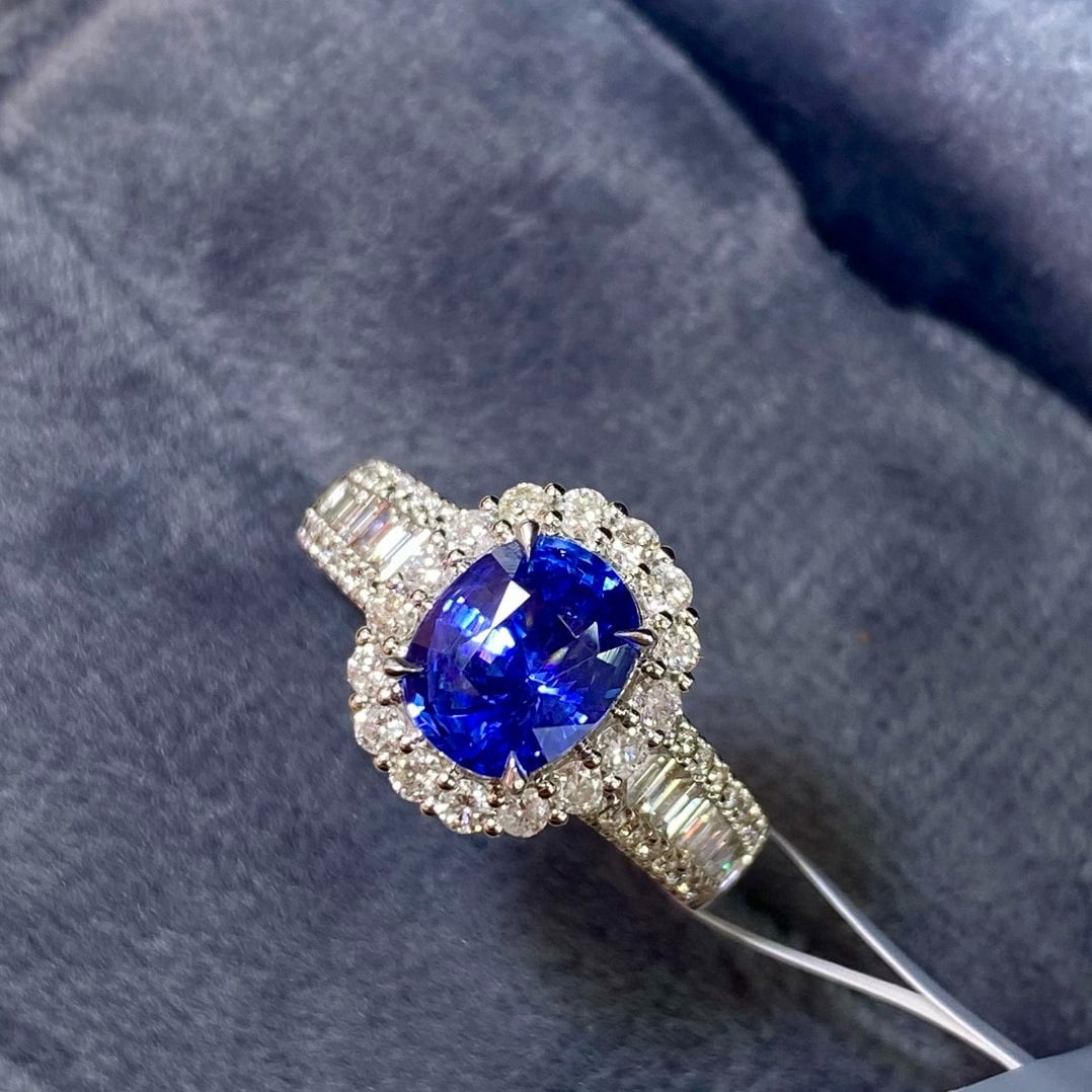 14k Gold 2.79 Ctw Natural Sapphire & Diamond Ring (1 of 4)