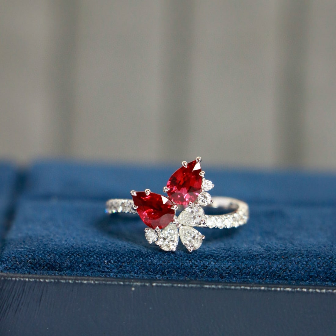 14k Gold 1.95 Ctw Natural Ruby & Diamond Ring: Ref:230944084 // gold content:14k gold // ring size:7. 25us // // main gemstone:ruby // shape:pear // carat weight:1. 3ct // color:pigeonblood red // treatment:natural // // adjacent gemstone 2 : diam