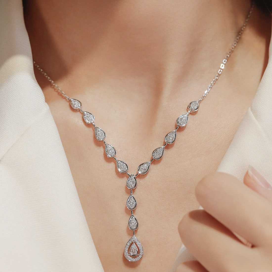 14k Gold 0.8 Ct Natural H Diamond Necklace - 4