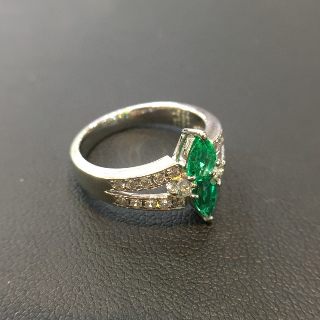 14k Gold 1.10 Ctw Vivid Green Natural Emerald & Diamond Ring - 2