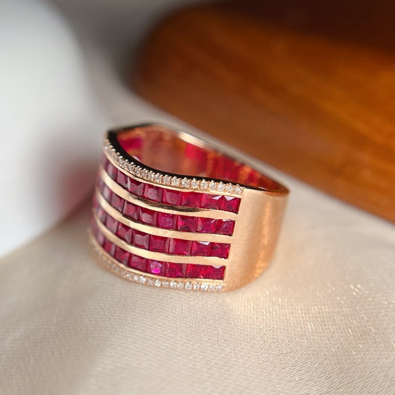 14k Gold 4.70 Ct Natural Ruby & Diamond Ring - 8