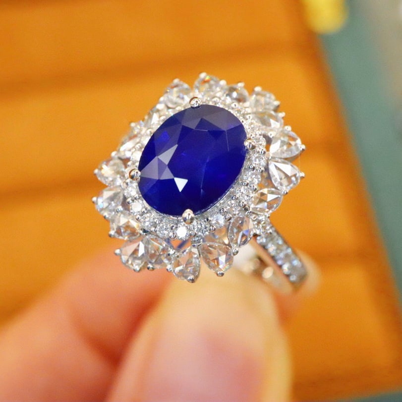 14k Gold 2.80 Ctw Natural Sapphire & Diamond Ring - 3