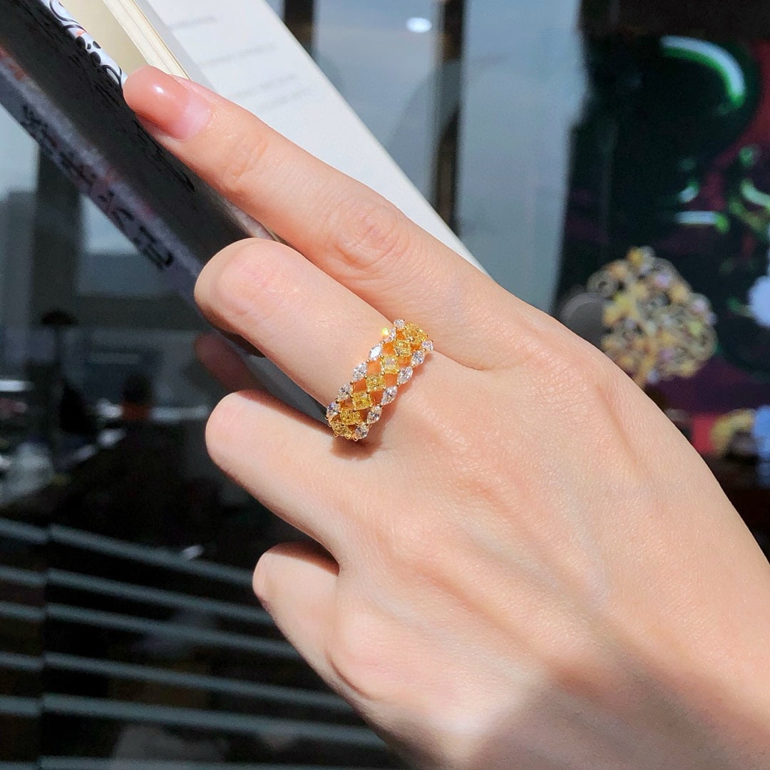 14k Gold 1.60 Ctw Natural Yellow Diamond & Diamond Ring - 6