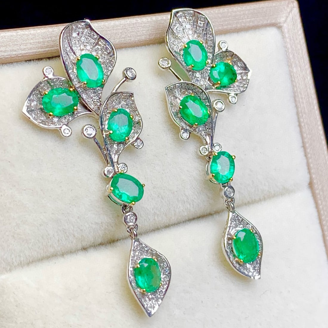 14k Gold 2.5 Ct Natural Emerald & Diamond Earrings - 3