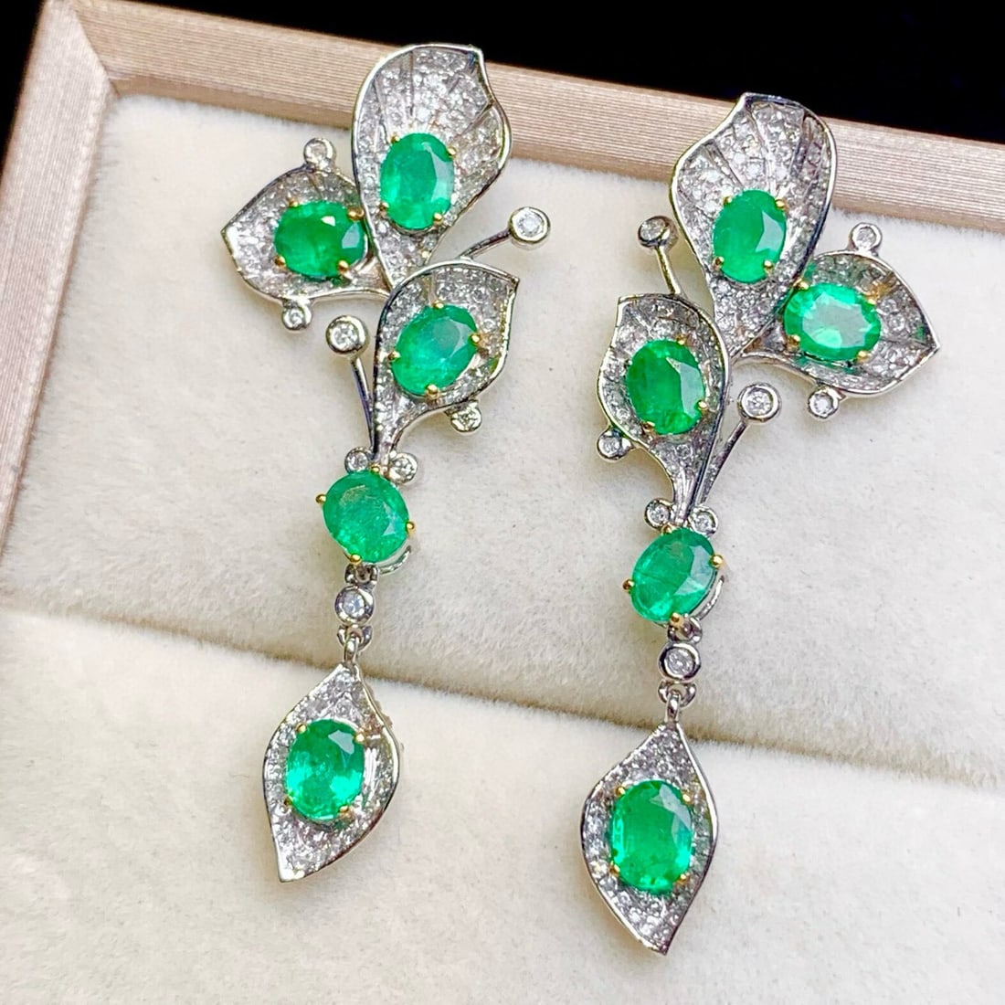 14k Gold 2.5 Ct Natural Emerald & Diamond Earrings - 4