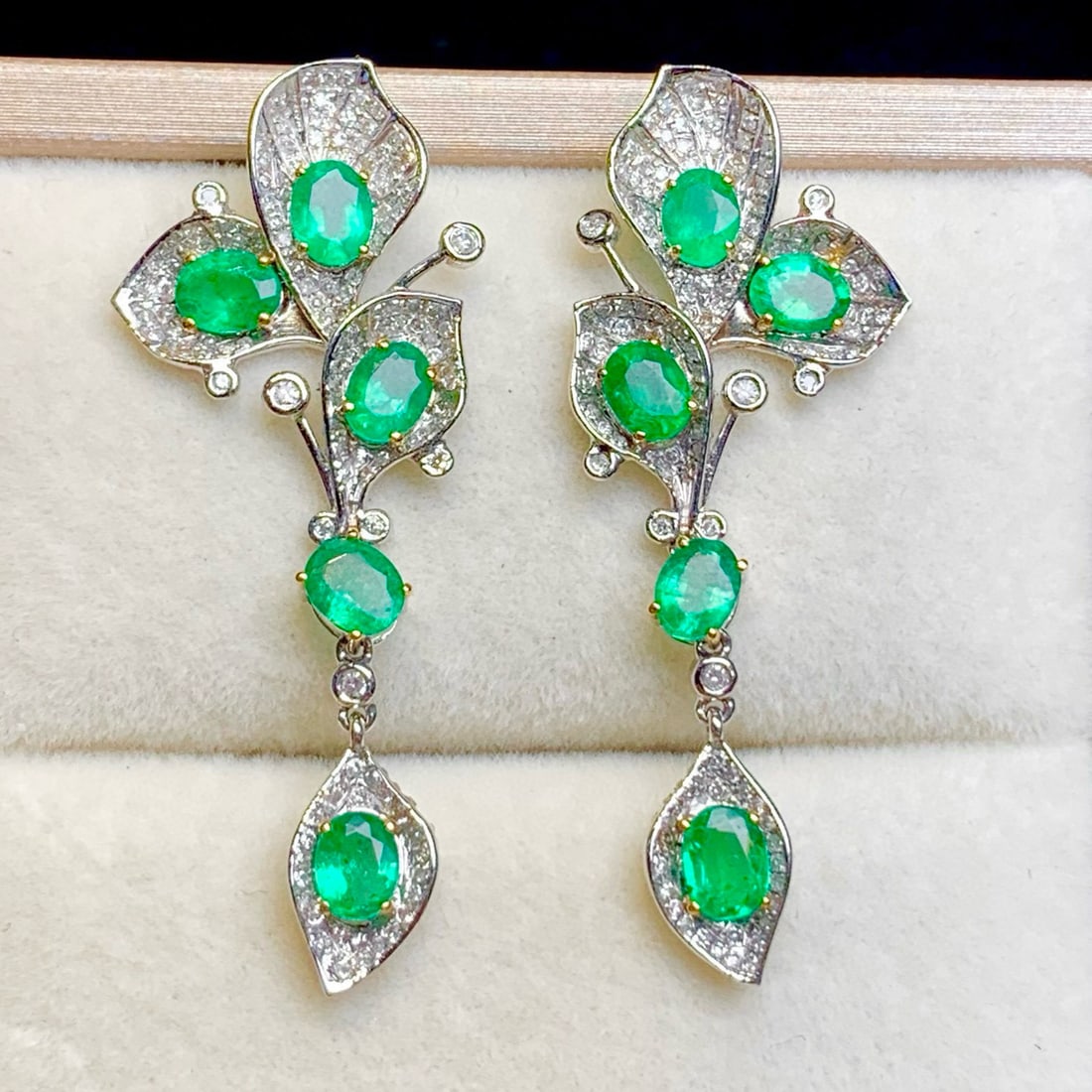 14k Gold 2.5 Ct Natural Emerald & Diamond Earrings - 5
