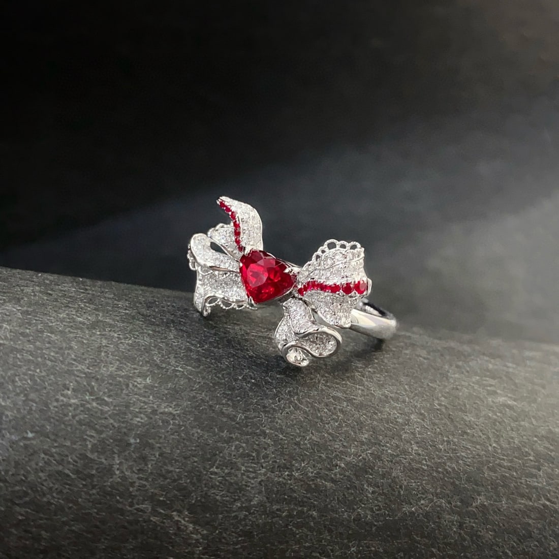 14k Gold 1.50 Ctw Natural Ruby & Diamond Ring - 3