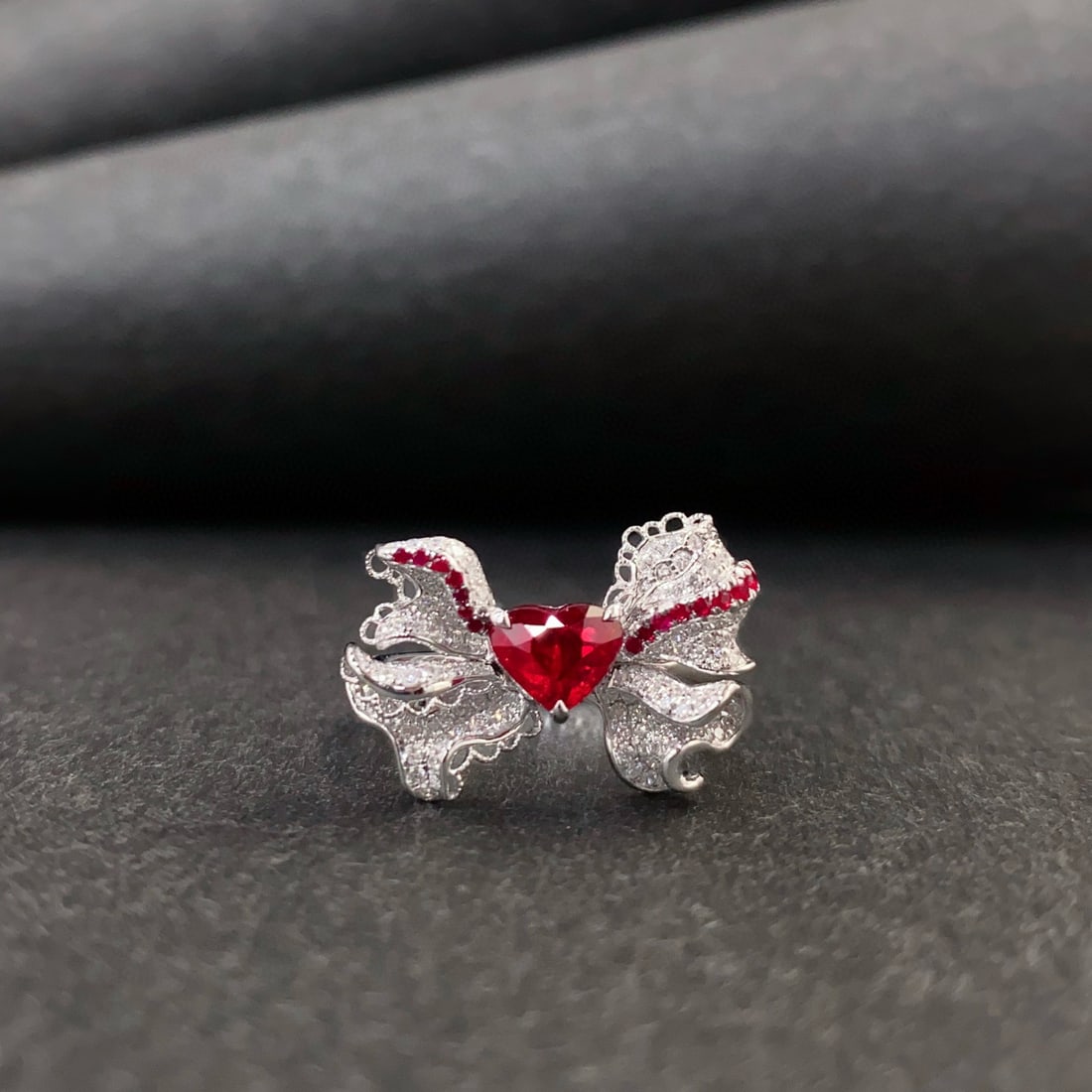 14k Gold 1.50 Ctw Natural Ruby & Diamond Ring - 4