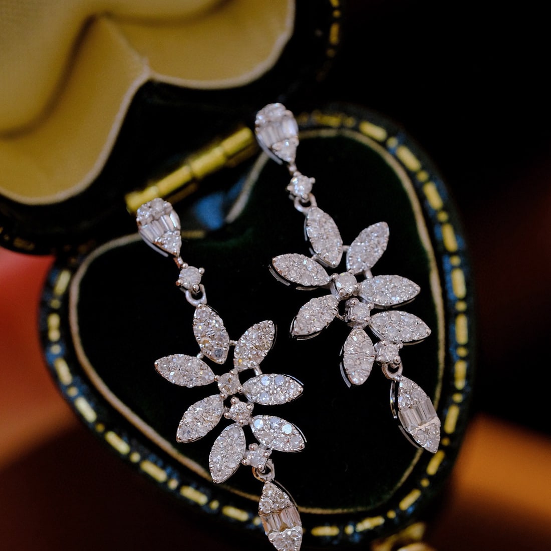 14k Gold 0.8 Ct Natural H Diamond Earrings - 5