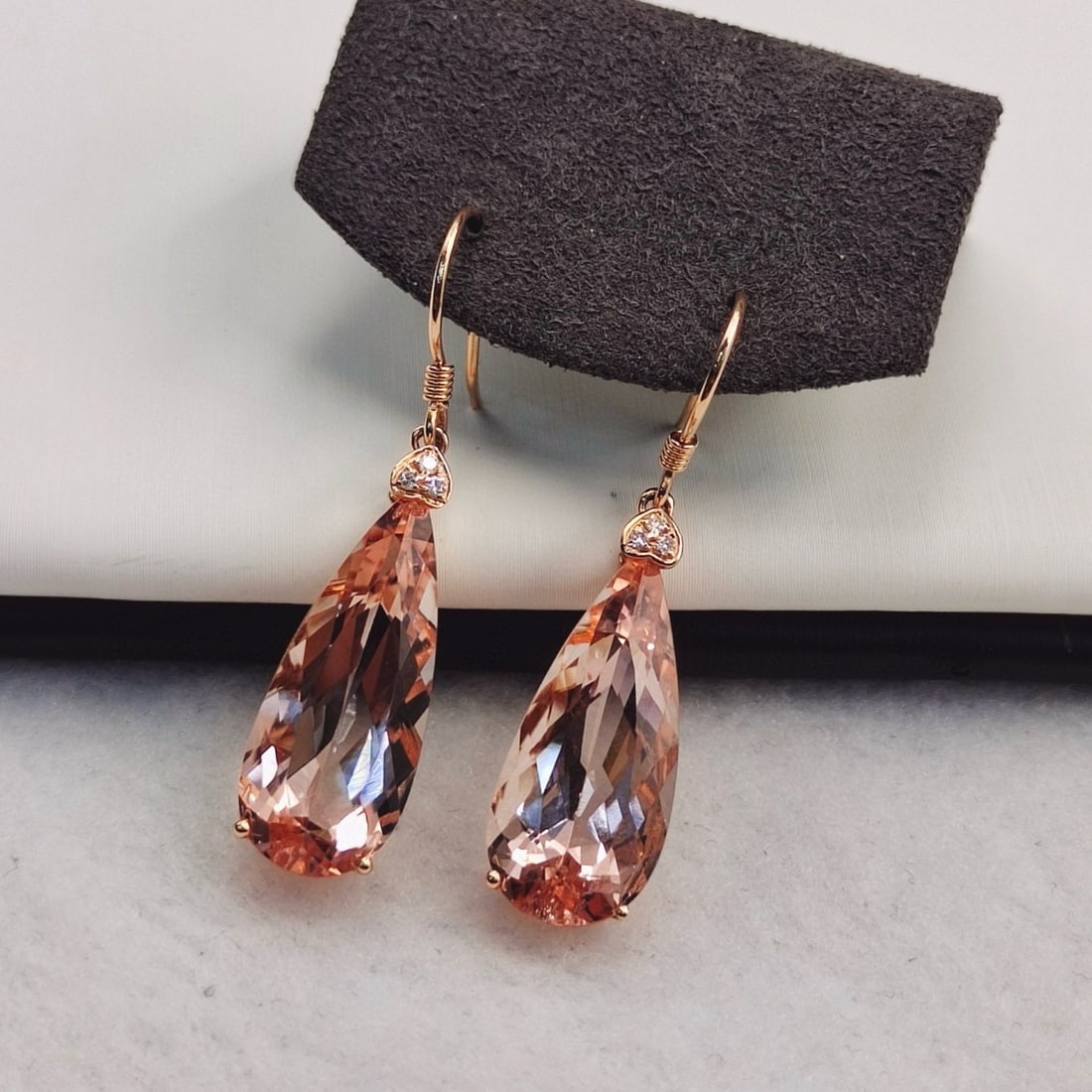 14k Gold 13.56 Ctw Natural Morganite & Diamond Earrings - 3