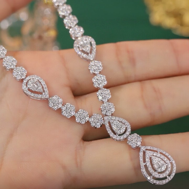 14k Gold 3.9 Ct Natural H Diamond Necklace - 7