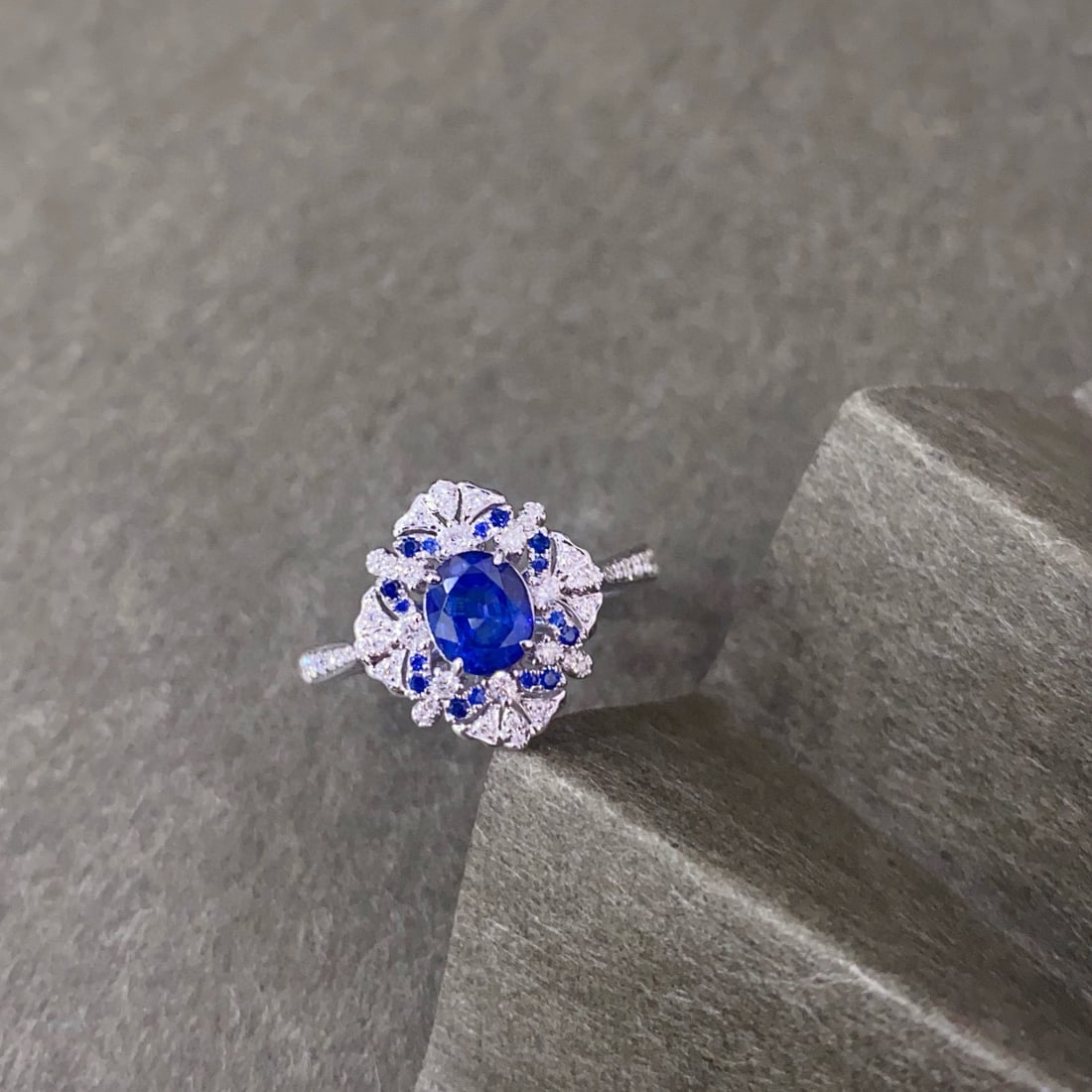 14k Gold 6.51 Ctw Natural Sapphire & Diamond Jewelry Set - 5