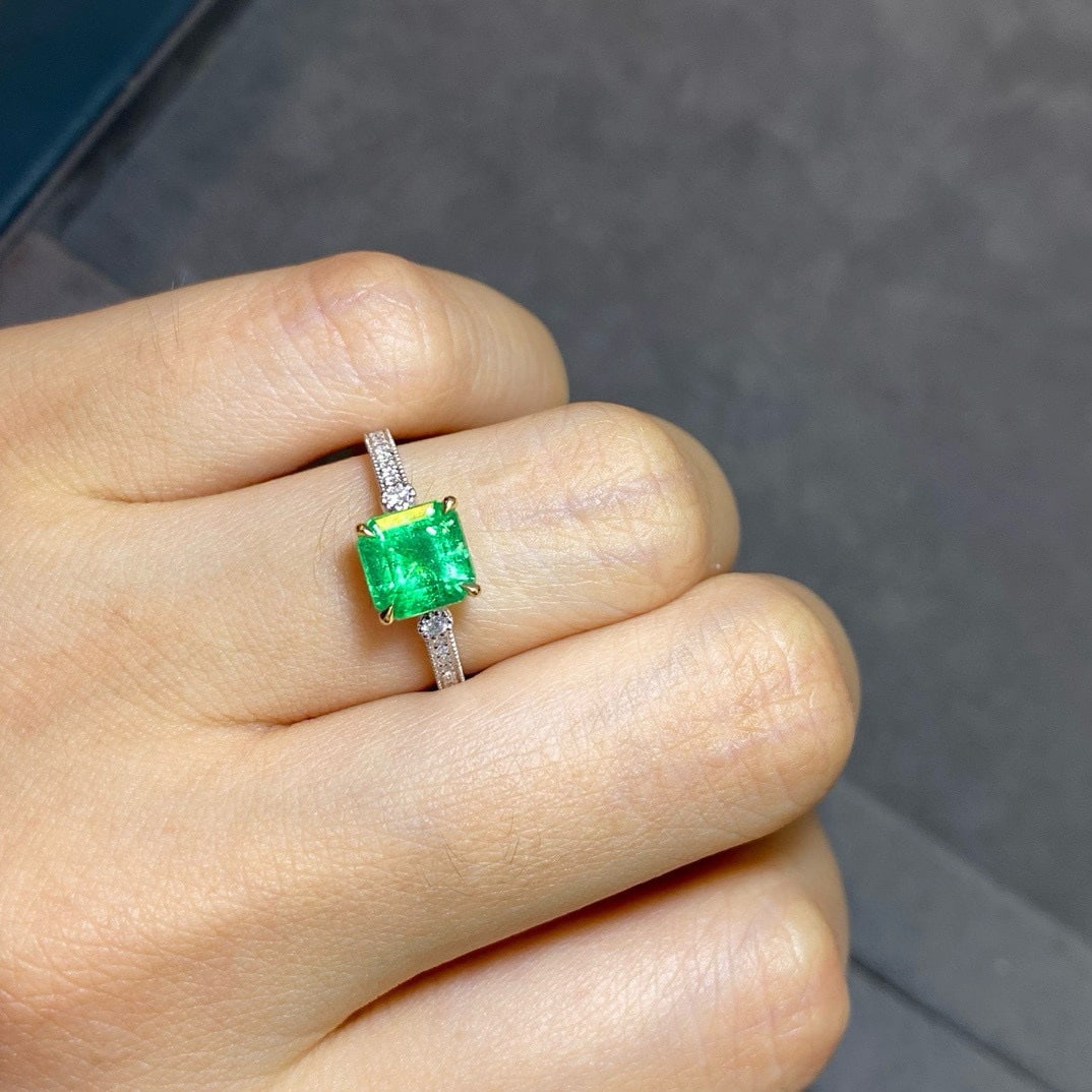 14k Gold 1.90 Ctw Vivid Green Natural Emerald & Diamond Ring - 3