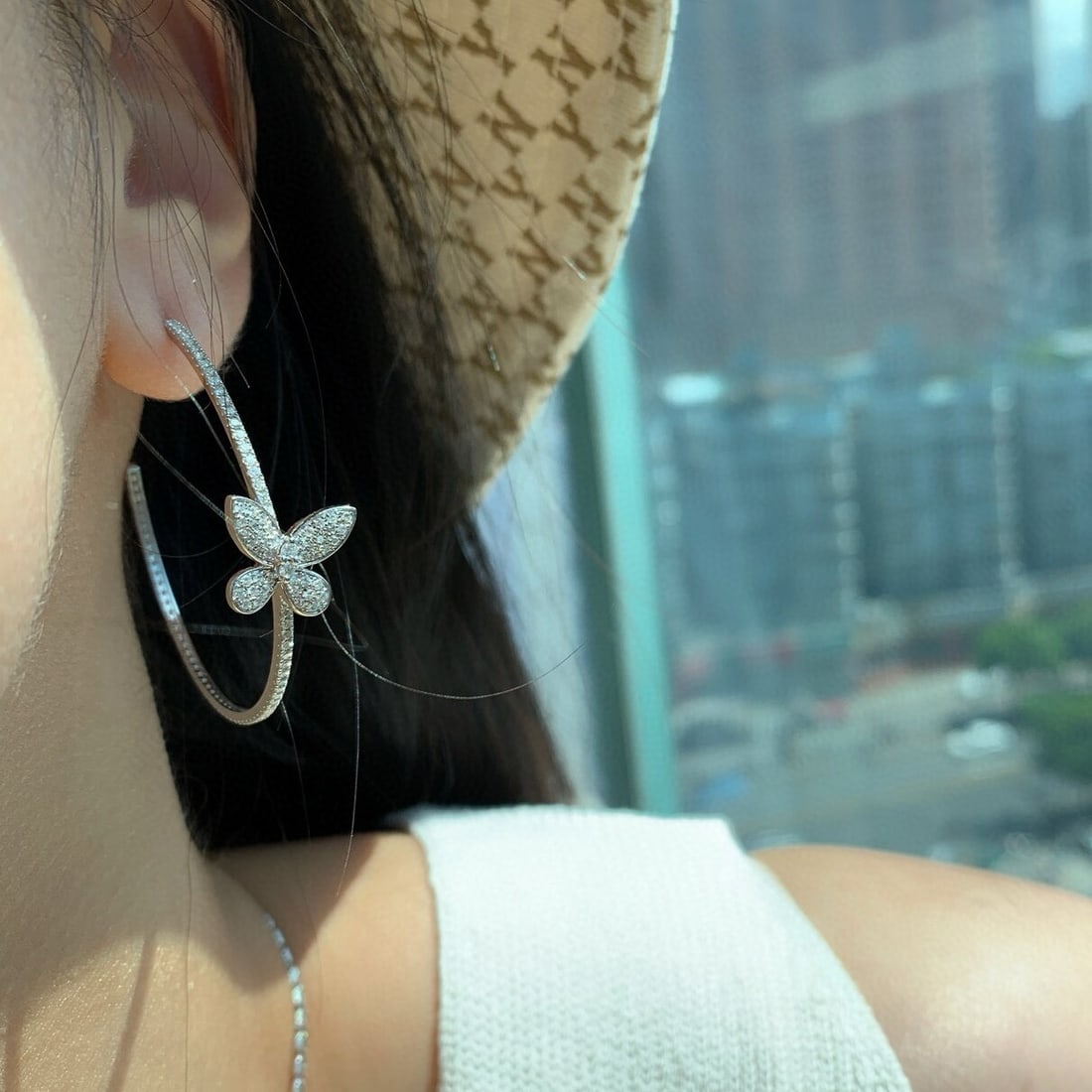 14k Gold 1 Ct Natural H Diamond & Butterfly Earrings - 4