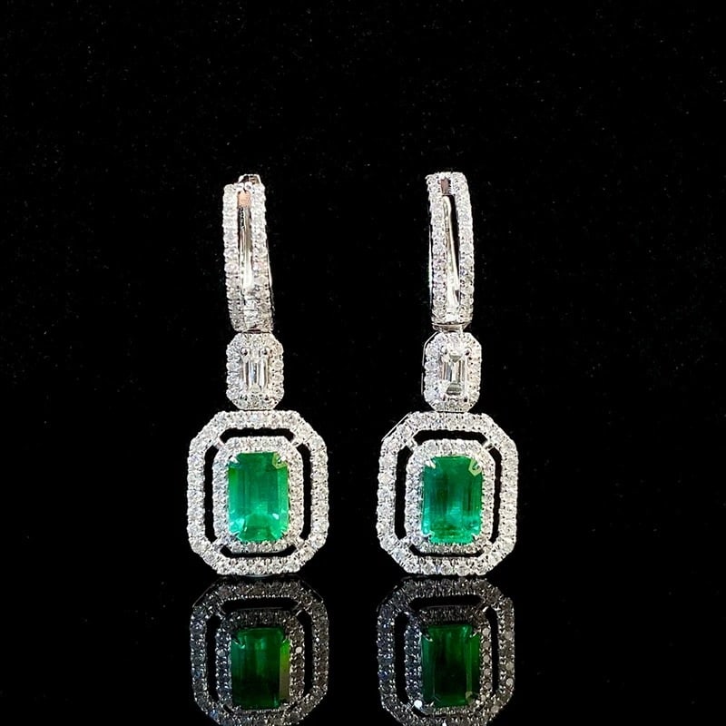 14k Gold 2.17 Ctw Vivid Green Natural Emerald & Diamond Earrings: Ref:230944165 // gold content:14k gold // main gemstone:emerald // shape:octagonal // carat weight:1. 27ct // color:vivid green // treatment:natural // // adjacent gemstone 2 : diamond // shape:round