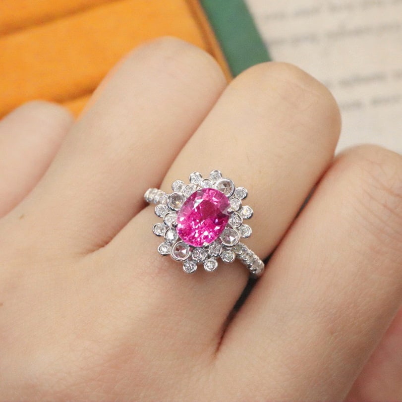 14k Gold 2.33 Ctw Natural Padparadscha Sapphire & Diamond Ring - 5