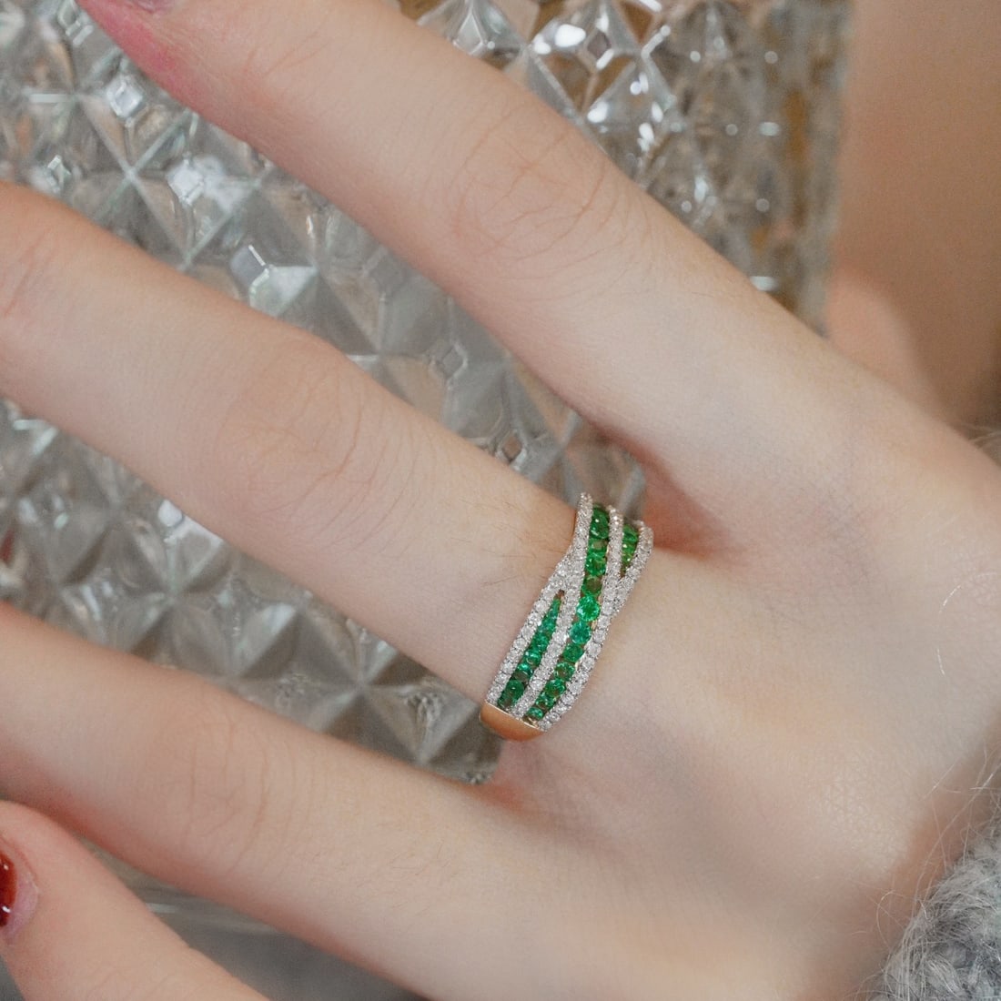 14k Gold 1 Ct Natural Emerald & Diamond Ring - 6