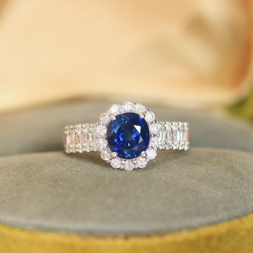 14k Gold 2.21 Ctw Natural Sapphire & Diamond Ring: Ref:230944190 // gold content:14k gold // ring size:7. 25us // // main gemstone:sapphire // shape:oval // carat weight:1. 61ct // color:royal blue // treatment:natural // // adjacent gemstone 2 : diam
