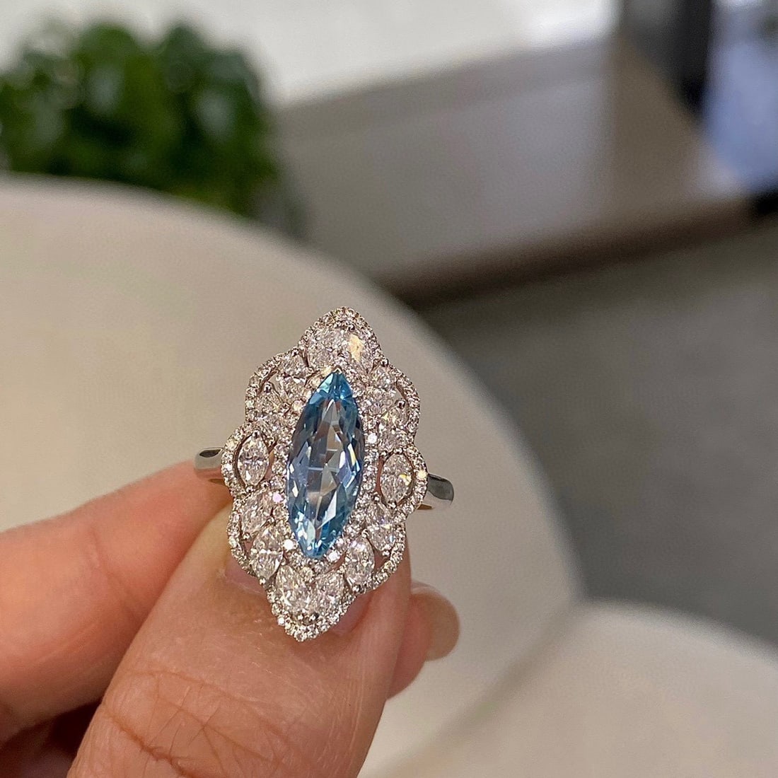 14k Gold 2.82 Ctw Natural Aquamarine & Diamond Ring: Ref:230944192 // gold content:14k gold // ring size:7. 25us // // main gemstone:aquamarine // shape:marquise // carat weight:1. 36ct // color:santa maria color // treatment:natural // // adjacent