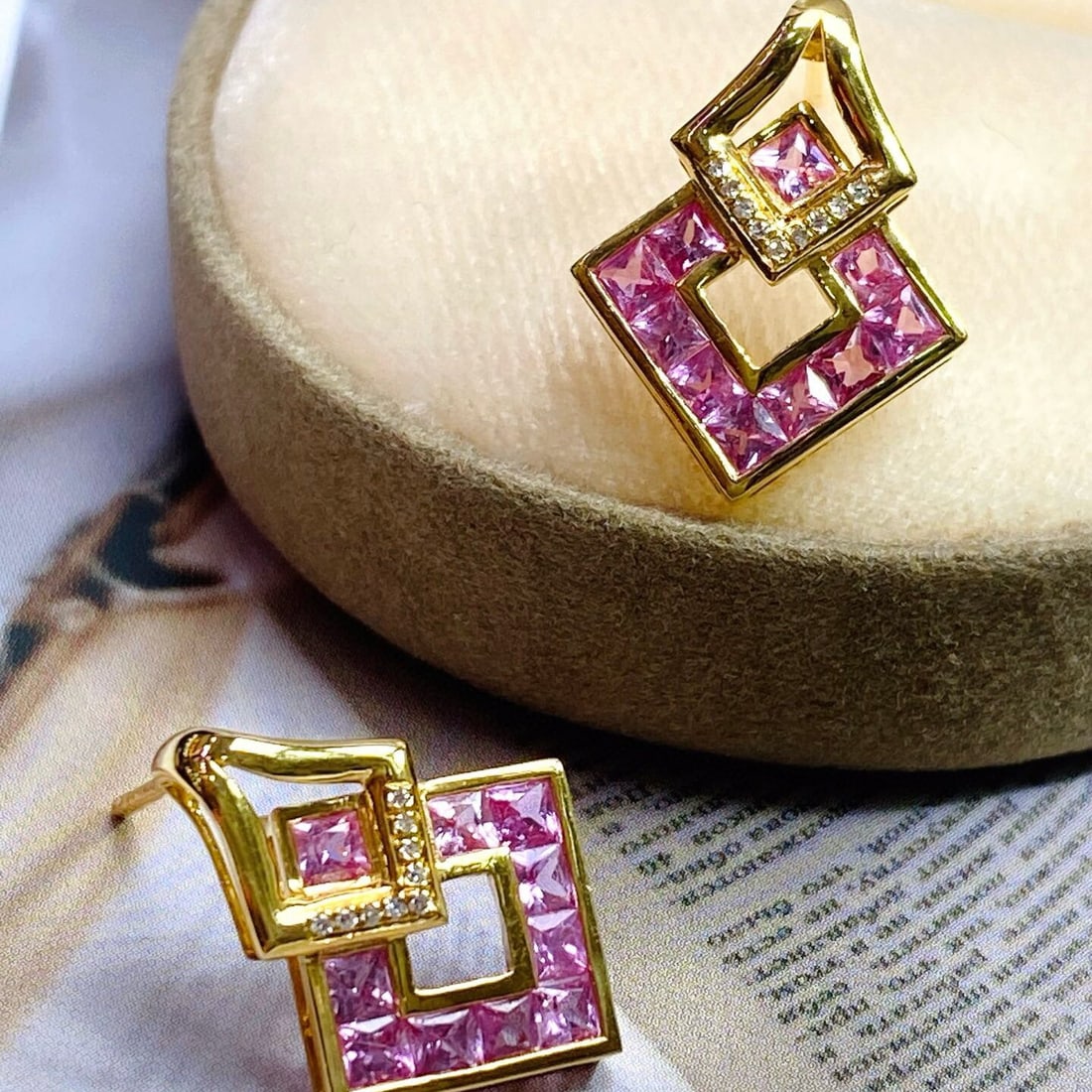 14k Gold 2.50 Ct Natural Sapphire & Diamond Earrings - 5