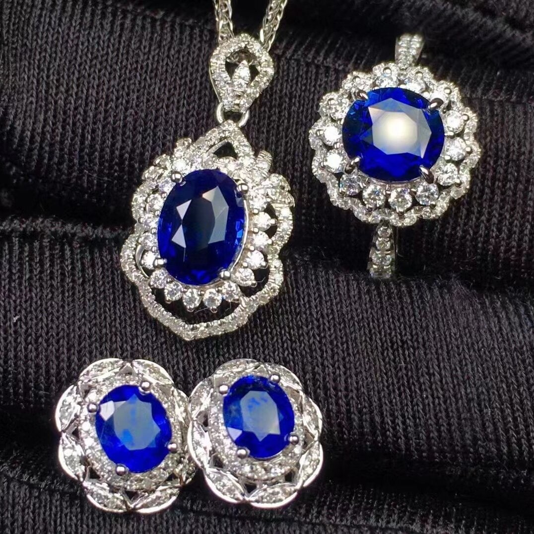 14k Gold 3.93 Ct Vivid Blue Natural Sapphire & Diamond Jewelry Set (1 of 7)