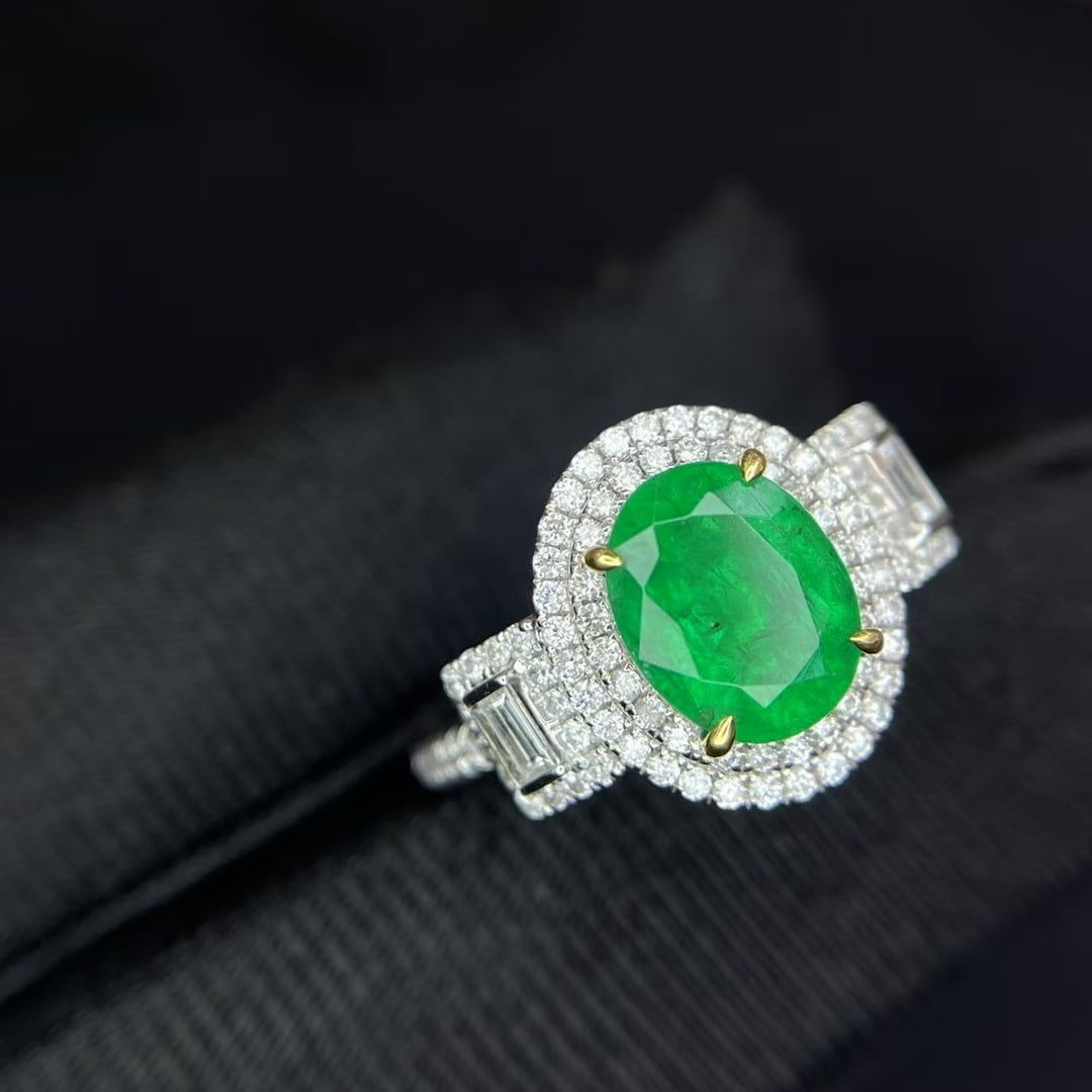 14k Gold 1.85 Ct Vivid Green Natural Emerald & Diamond Ring - 2