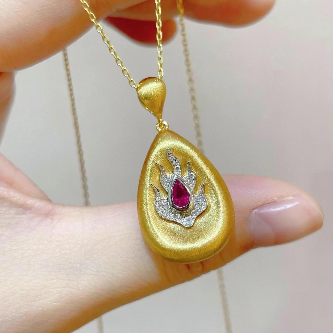 14k Gold 0.40 Ctw Natural Ruby & Diamond Pendant( Without Chain ) - 2