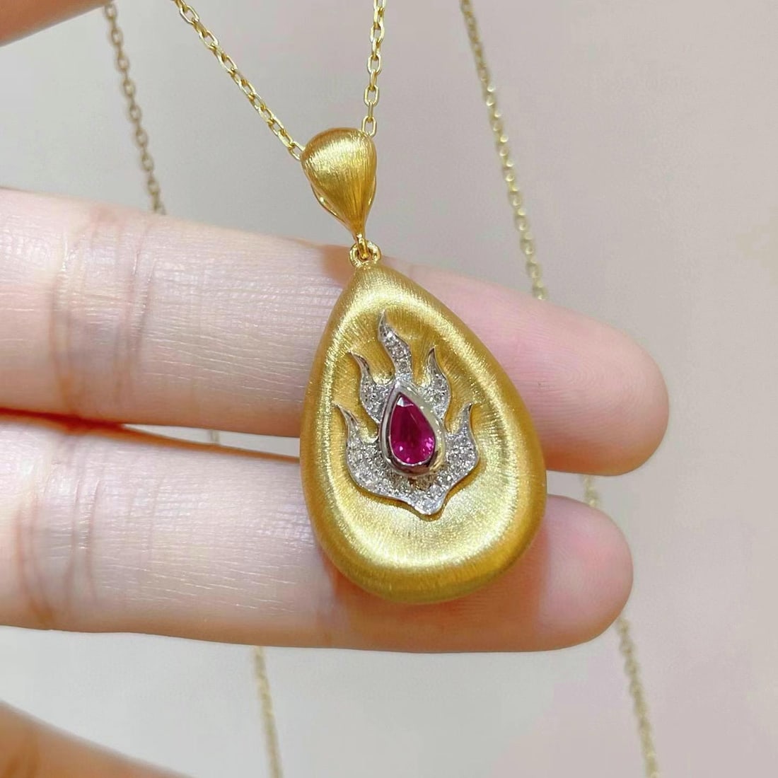14k Gold 0.40 Ctw Natural Ruby & Diamond Pendant( Without Chain ) - 4